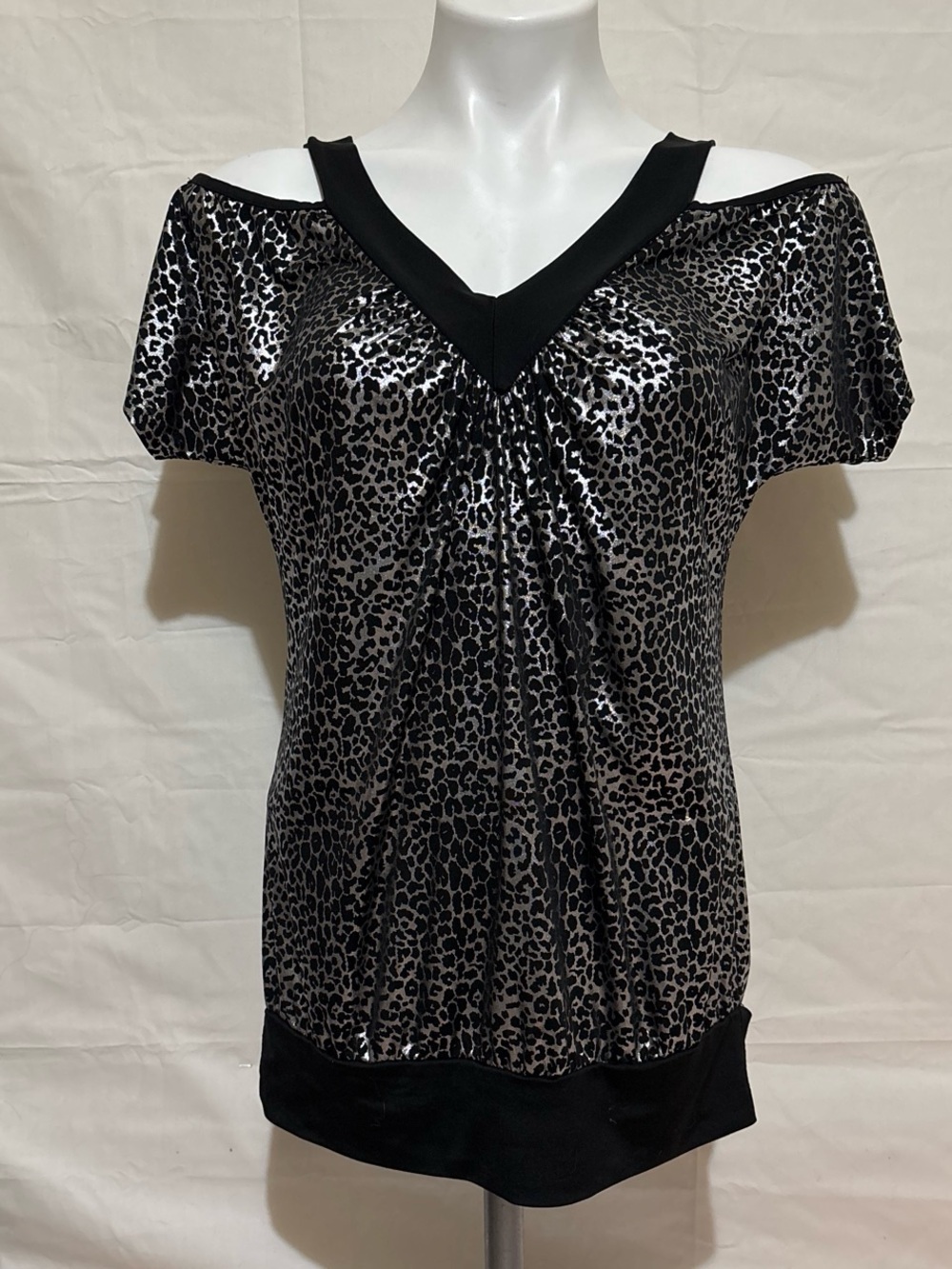 Vintage Y2K DEB top size medium